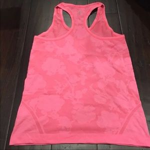 Lululemon swiftly tank